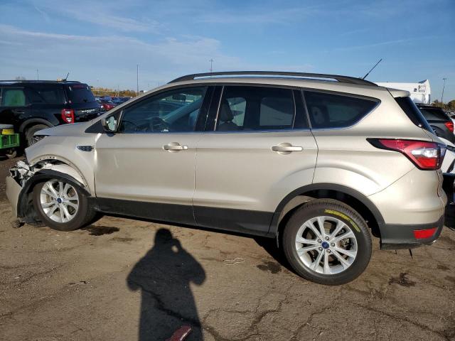 1FMCU0HD3JUD02641 Ford ESCAPE SEL