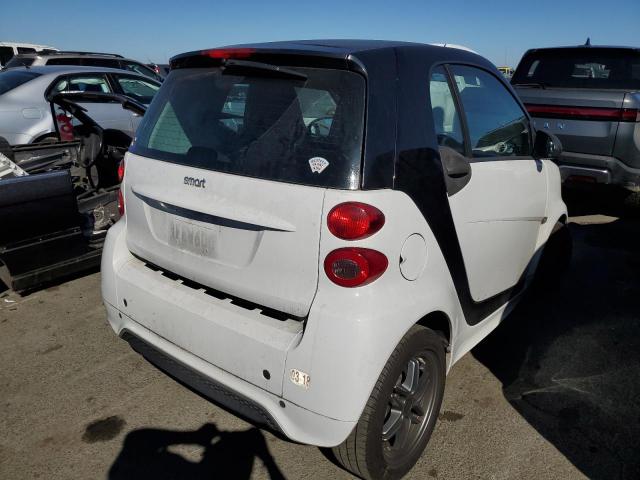 VIN WMEEJ3BA4FK813172 2015 Smart Fortwo, Pure no.3