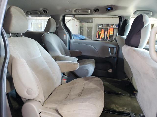 5TDZK3DC7FS528664 Toyota SIENNA