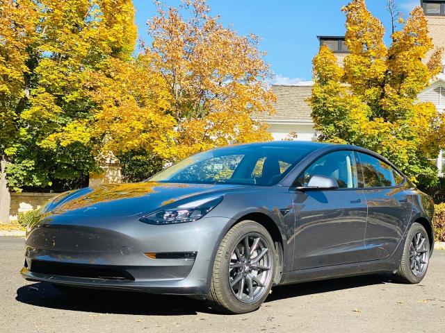 5YJ3E1EA9PF396883 Tesla MODEL 3