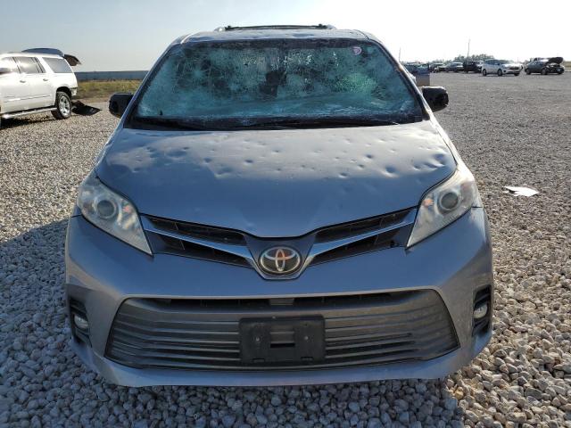 5TDYZ3DC4JS921862 Toyota SIENNA XLE