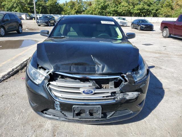 VIN 1FAHP2D82FG203018 2015 Ford Taurus, SE no.5