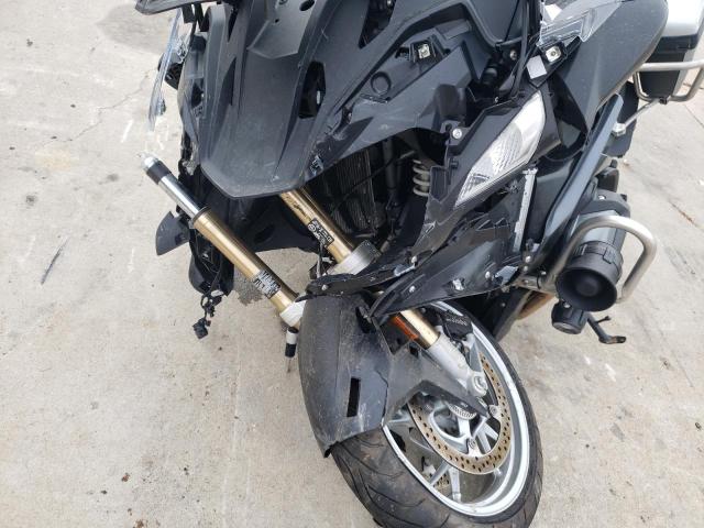 2022 BMW R 1250 RT - WB10L030XN6F69476
