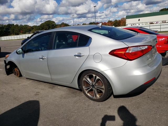 KNAFZ4A87G5550012 KIA FORTE EX