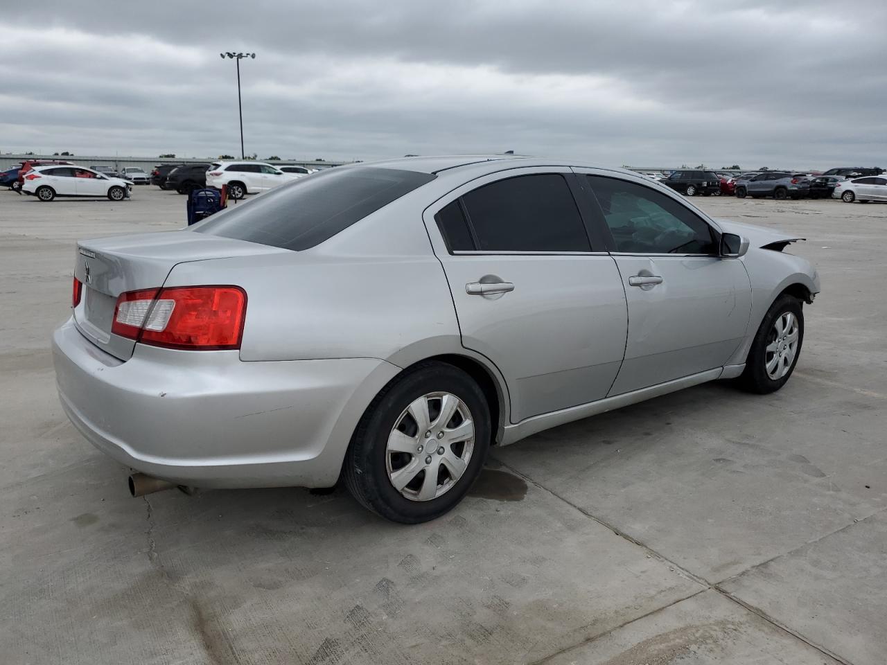 2012 Mitsubishi Galant Es vin: 4A32B3FF1CE013683