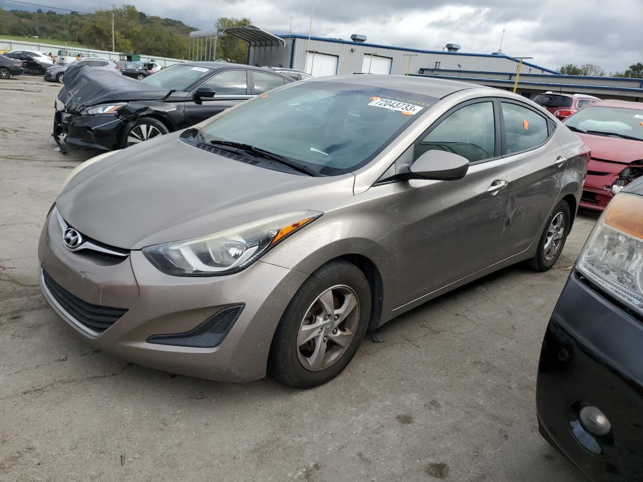 5NPDH4AE4FH650215 2015 Hyundai Elantra Se