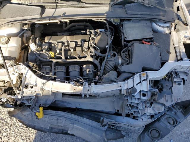 1FADP3K26FL262471 Ford FOCUS SE