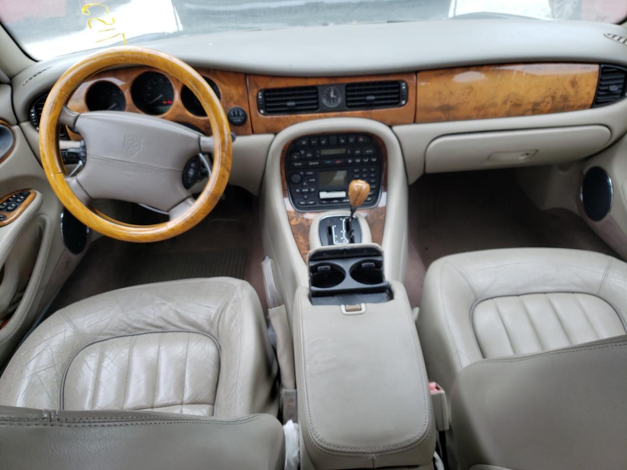 sajda14c81lf32772 SAJDA14C81LF32772 2001 Jaguar Xj8