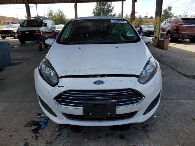 Седани FORD FIESTA 2016 Білий