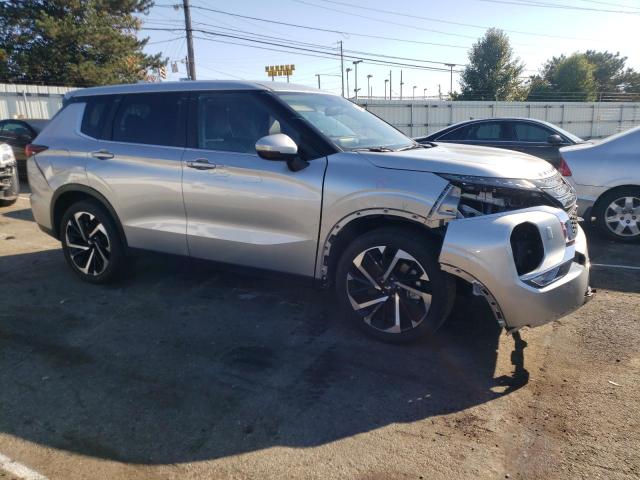  MITSUBISHI OUTLANDER 2022 Сріблястий