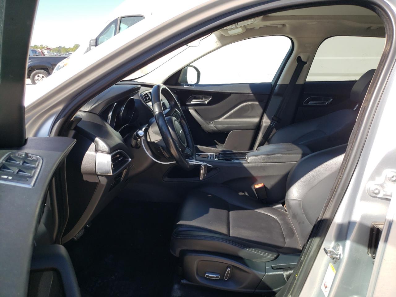 SADCS2FX2KA391693 2019 Jaguar F-Pace