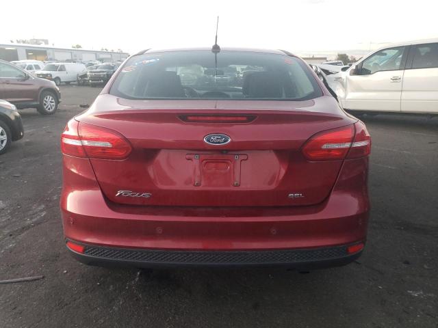 FORD FOCUS 2017 Червоний