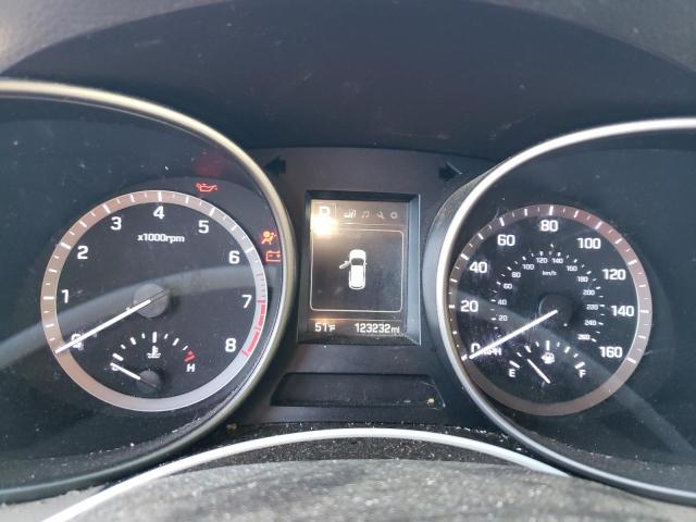 KM8SMDHF0HU208683 Hyundai Santa Fe Se