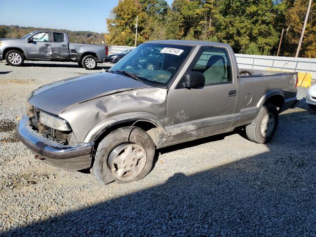 2000 Chevrolet S-10 