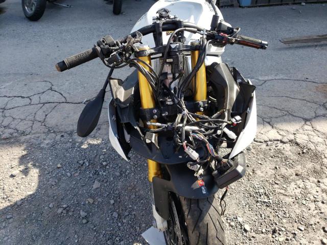 2022 APRILIA TUONO V4 1 ZD4KZUA01NS000349