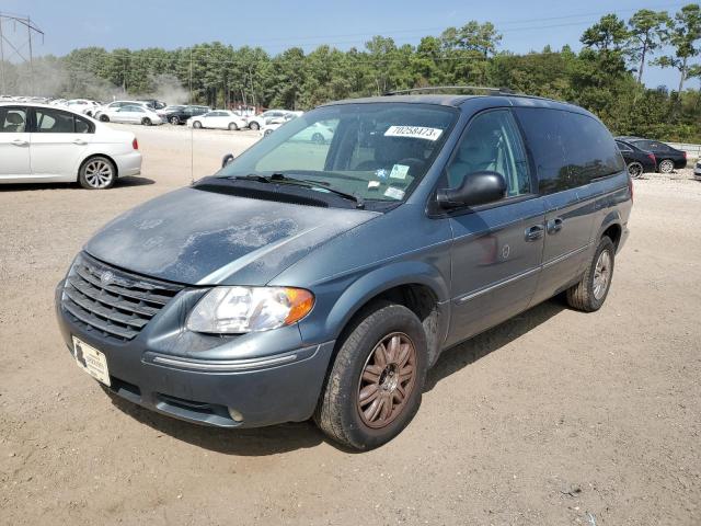 2005 Chrysler Town & Country Limited