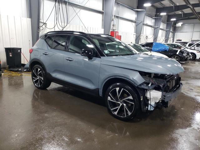 YV4162UM0L2187189 Volvo XC40 T5 R- 4