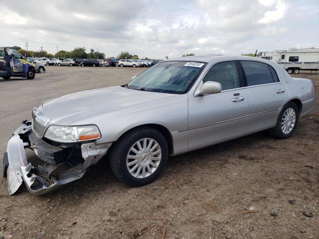 2004 Lincoln Town Car Ultimate