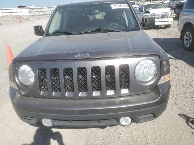 1C4NJPFA5GD582403 Jeep Patriot Latitude