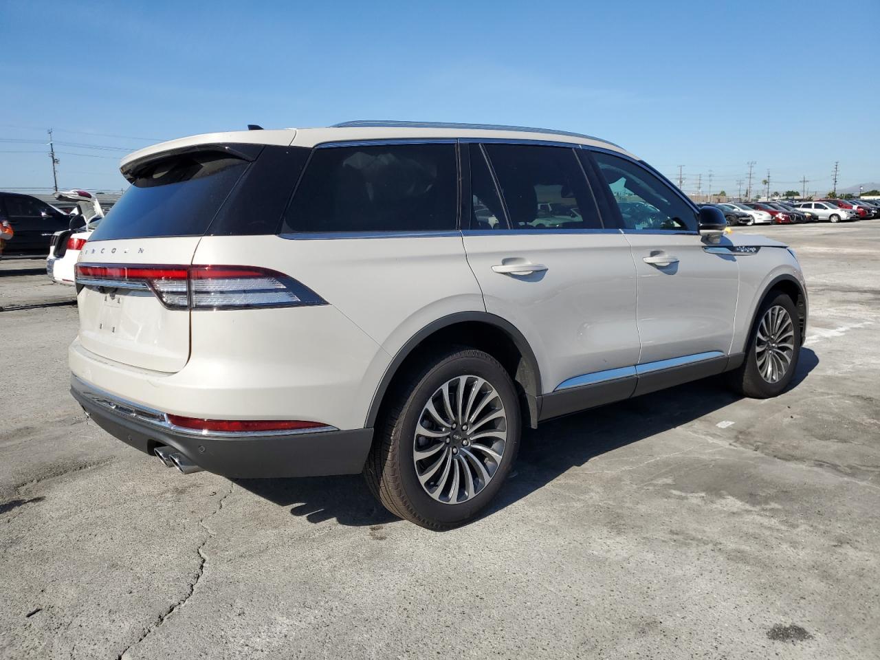 5LM5J7WC7NGL16418 Lincoln Aviator RE 3