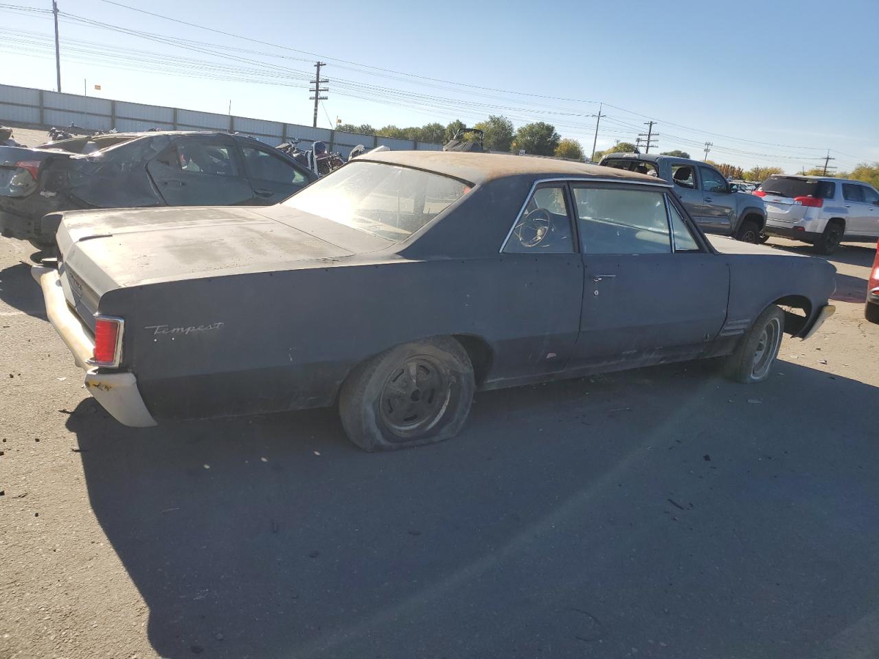 614F37108 1964 Pontiac Le Mans