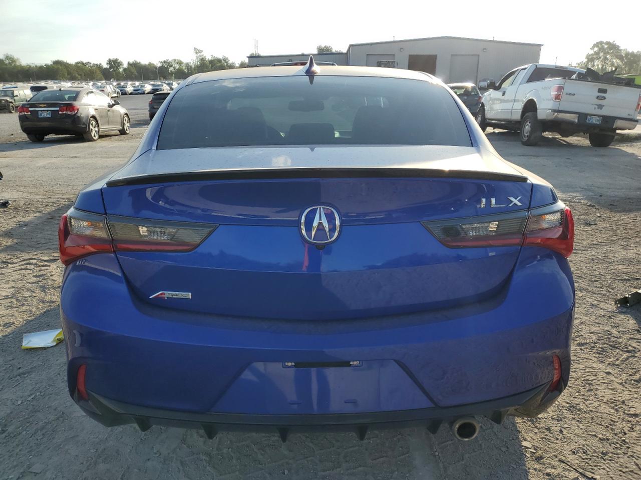 19UDE2F89NA002568 Acura ILX PREMIU 6