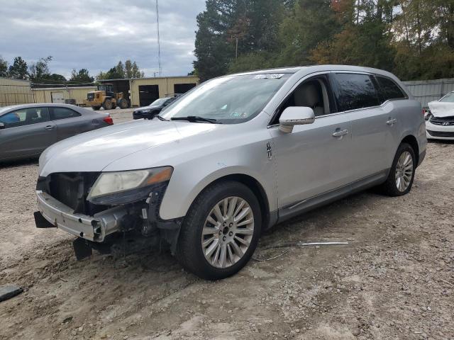 2010 Lincoln MKT 