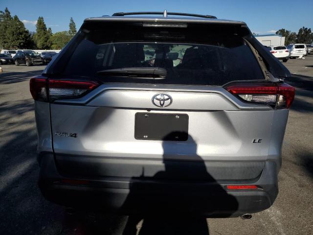 2T3K1RFVXKC017594 Toyota RAV4 LE