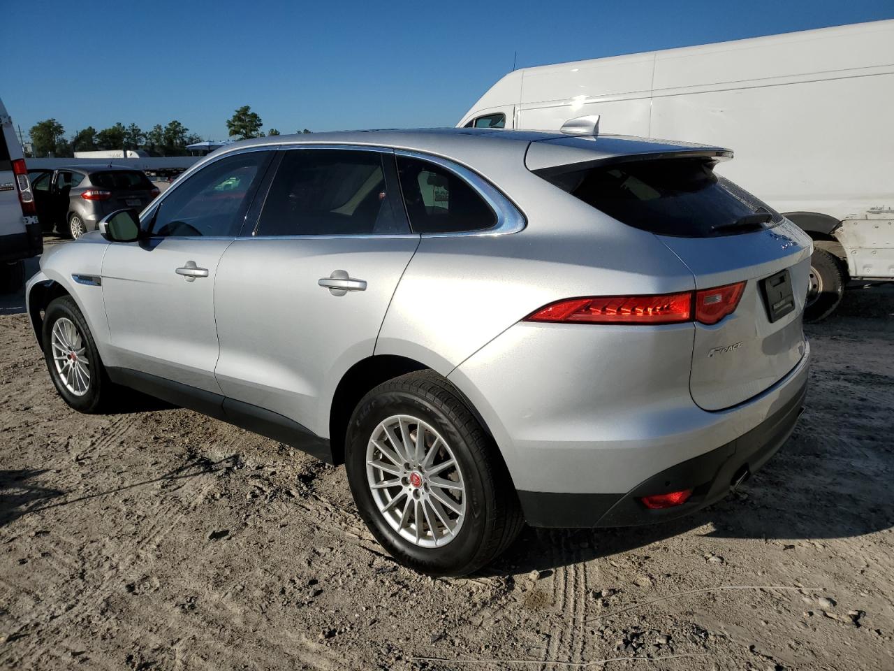 SADCS2FX2KA391693 2019 Jaguar F-Pace
