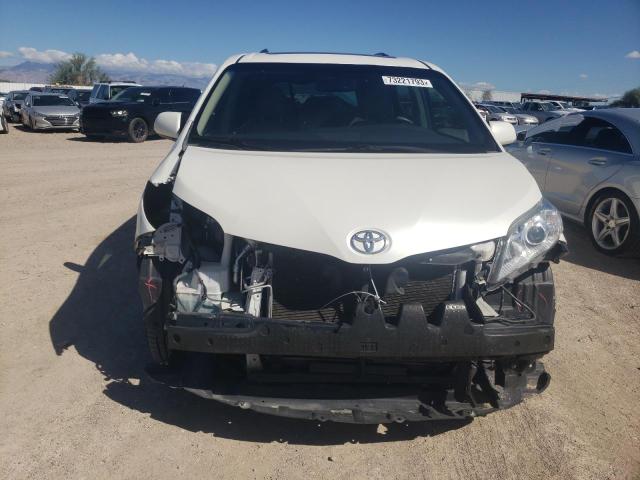 5TDYZ3DC7HS894151 Toyota SIENNA XLE