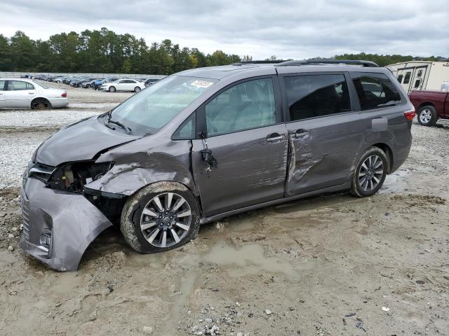 2019 Toyota Sienna XLE