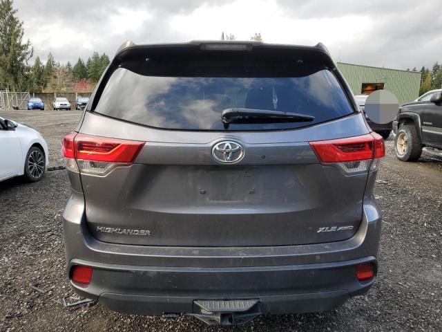 VIN 5TDJZRFH6KS928231 2019 Toyota Highlander, SE no.6