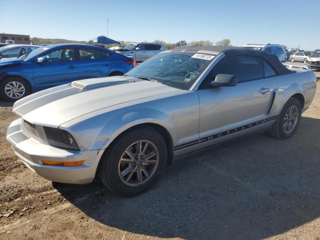 2005 Ford Mustang 