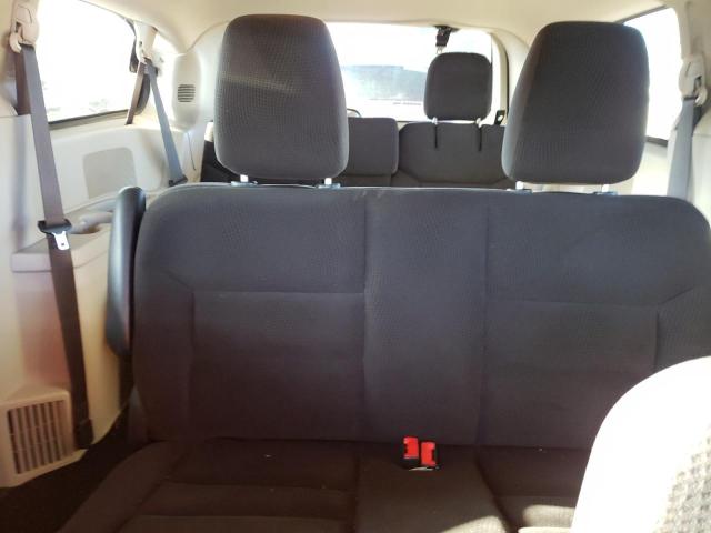 2C4RDGBG6KR749800 Dodge Grand Caravan Se