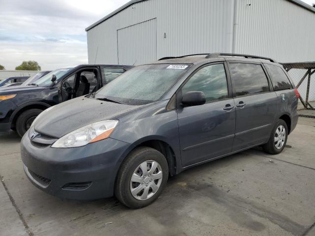 2009 Toyota Sienna CE