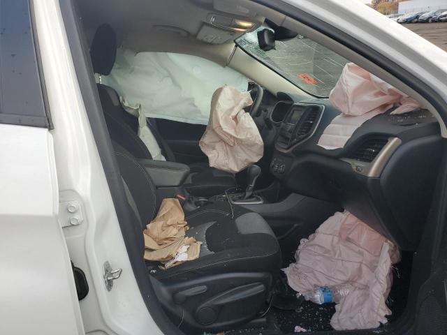1C4PJLAB8GW288208 Jeep Cherokee Sport