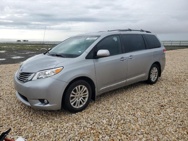 2013 Toyota Sienna XLE