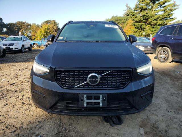 2024 VOLVO XC40 CORE - YV4L12UK7R2224575