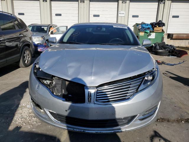 Седани LINCOLN MKZ 2013 Сріблястий
