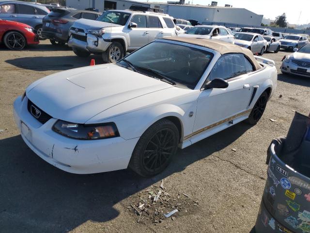 2004 Ford Mustang 