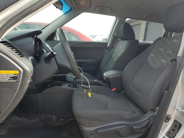 KNDJT2A27B7705704 2011 Kia Soul +