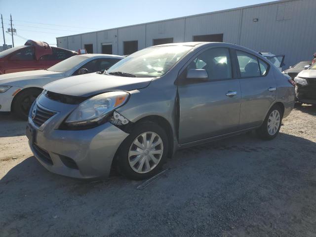 2014 Nissan Versa S