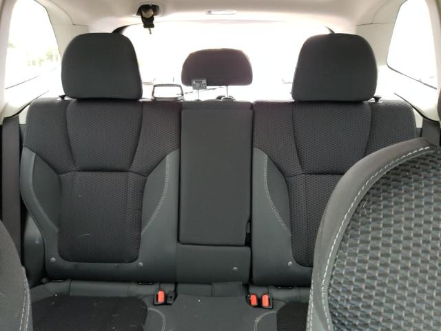 JF2SKAGC6KH571717 Subaru Forester Premium