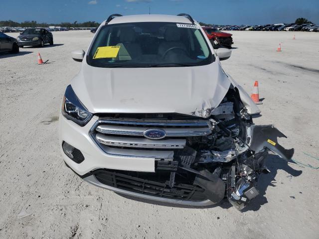 1FMCU0GD4HUD49253 Ford ESCAPE SE