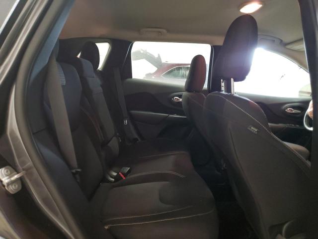 1C4PJLCBXGW324140 Jeep Cherokee Latitude