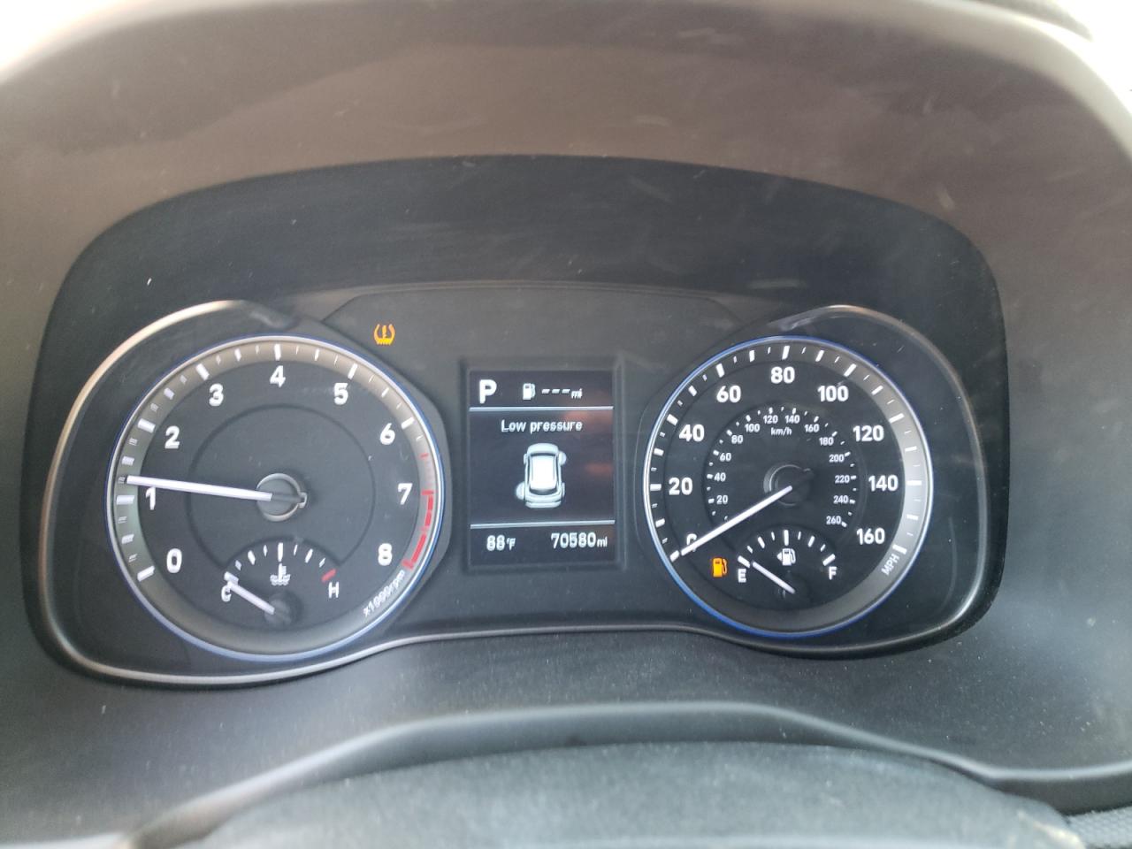 KM8K12AA1KU229268 2019 Hyundai Kona Se