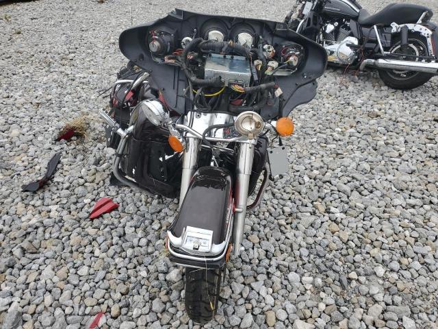2010 HARLEY-DAVIDSON FLHTCU 1HD1FC418AB625788