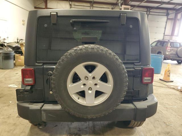 1C4BJWDG4HL635488 Jeep Wrangler Unlimited Sport