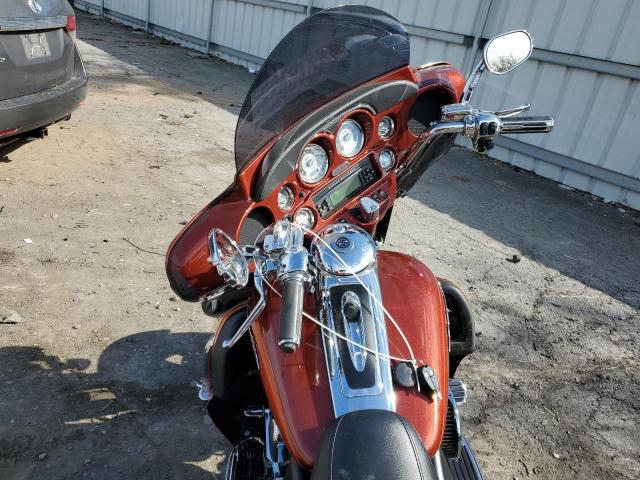 2010 HARLEY-DAVIDSON FLHTCUSE5 - 1HD1PR814AB952327