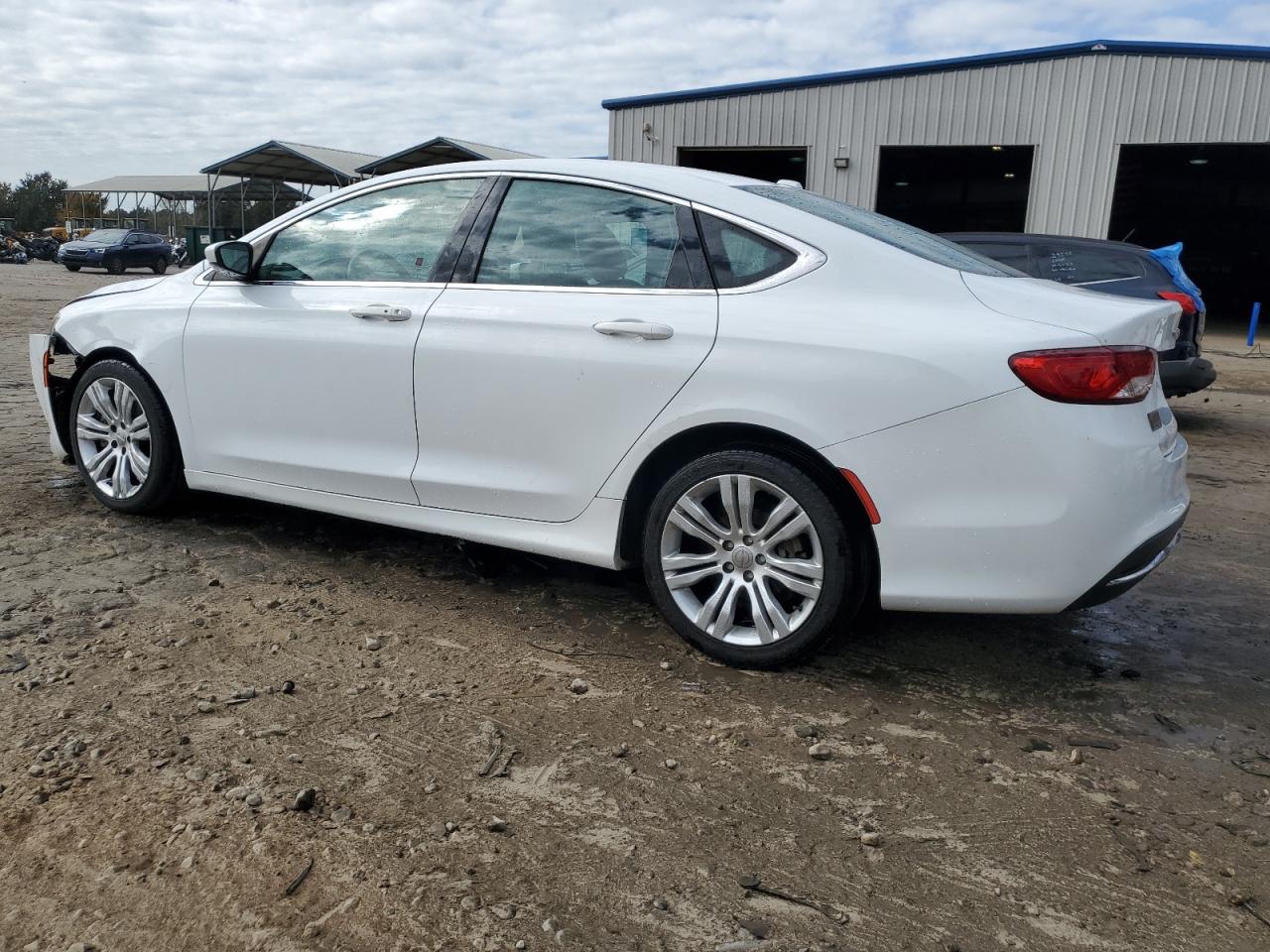 2015 Chrysler 200 Limited vin: 1C3CCCAB4FN751494